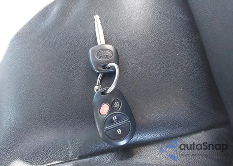 2010 Toyota Highlander Se V6 из США, поврежденный, VIN 5TDJK3EH8AS008747